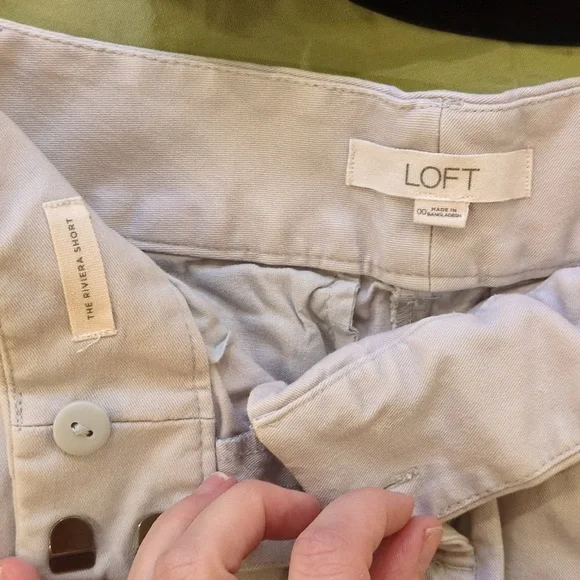 Lot of 3 LOFT Women's Riviera Shorts - Black, Gray, and Pink - Picture 3 of 4